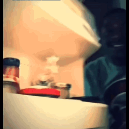 1758773078033.gif