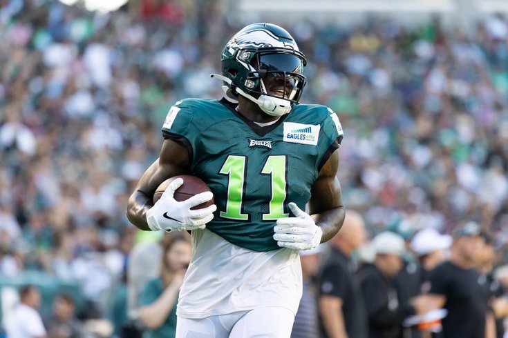8.7.22_EaglesOpenPractice_ColleenC.2656fa5c.fill-735x490.jpg