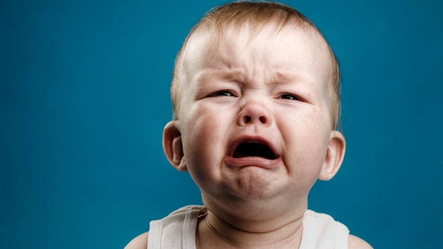 bebe-chorando-choro-mimimi-1472504477218_900x506.jpg