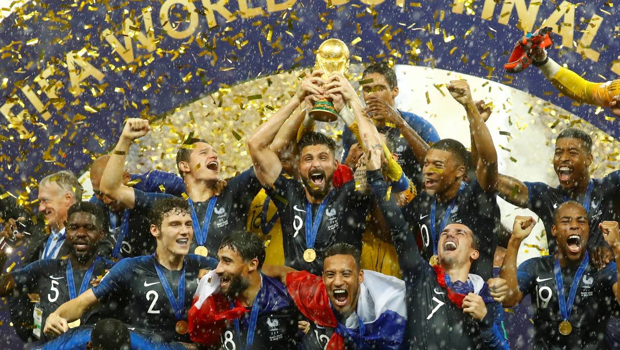 dd43aad6cf54ef62b8e4d56d285ce592-coupe-du-monde-2018-retour-en-images-sur-la-victoire-des-bleus.jpg