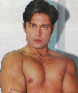 Fernando_Colunga_in_the_1980s_(cropped).jpg