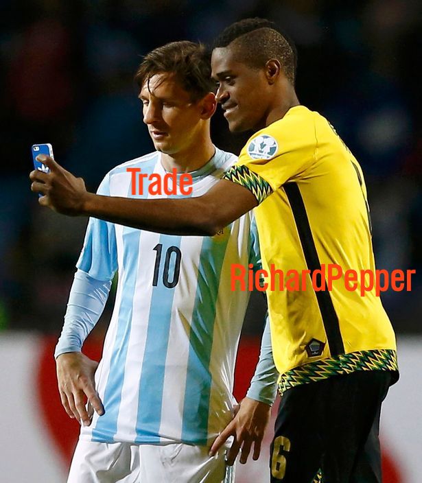 Messi-selfie.jpeg