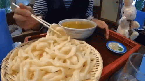 noodles-udon.gif