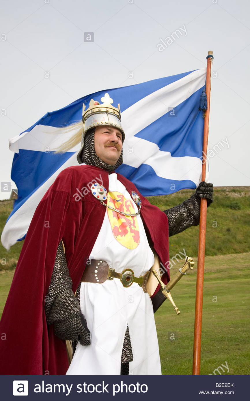 robert-the-bruce-scottish-king-holding-saltire-flag-or-saint-andrews-B2E2EK.jpg